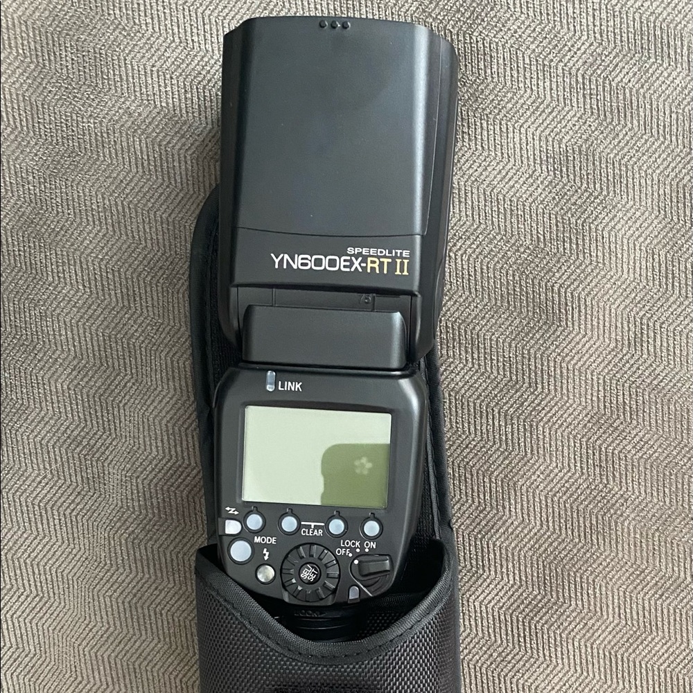 wireless flash speedlite for canon AS Canon 600 EX-RT